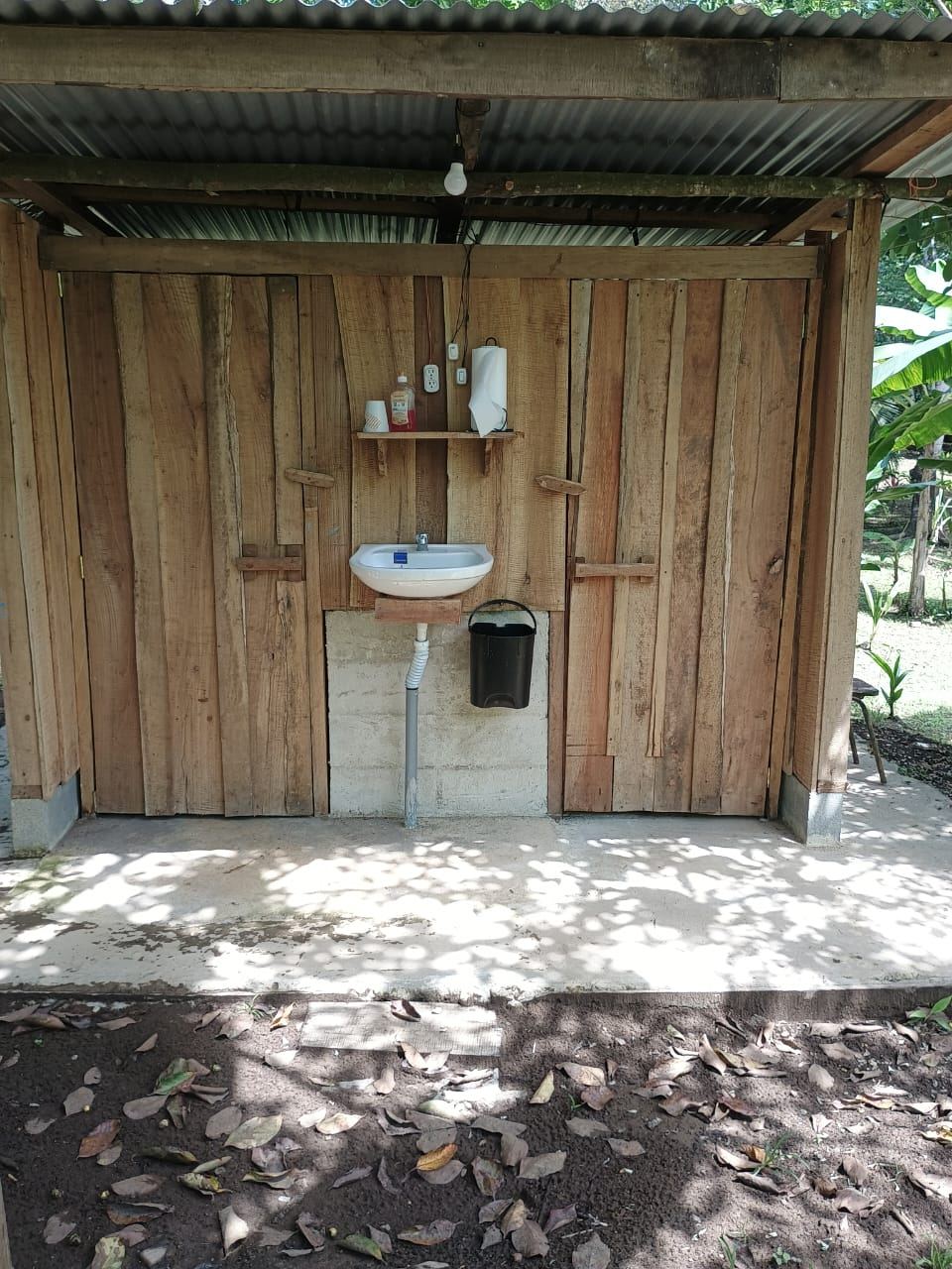 Ducha y sanitario